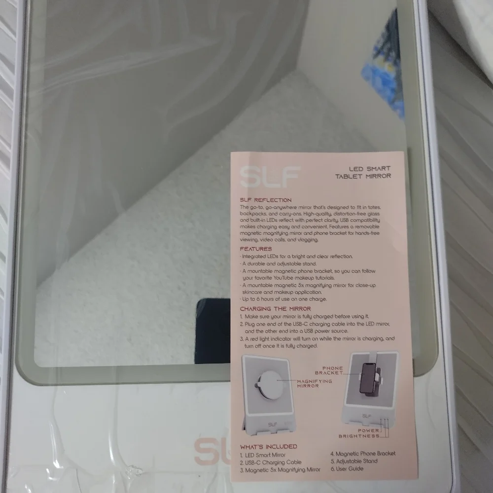 Smart tablet mirror